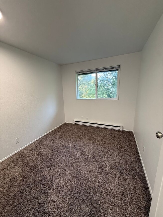 Interior Photo - Viking Suites