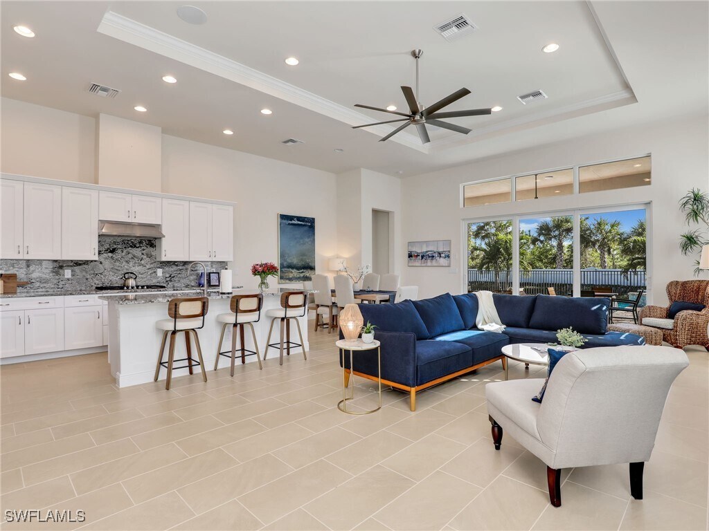 Foto del edificio - 9288 Cayman Dr