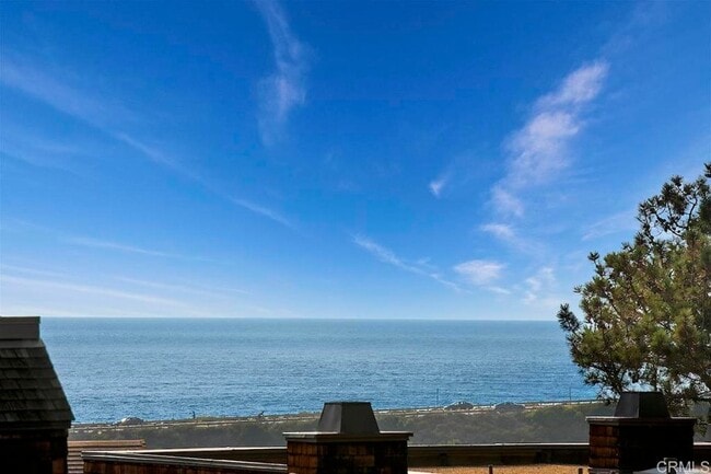 Building Photo - 2260 Del Mar Scenic Pkwy