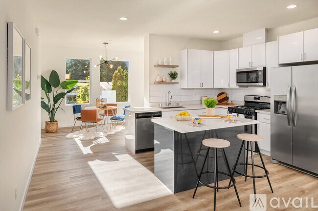 Foto del edificio - 15610 8th Ave SW