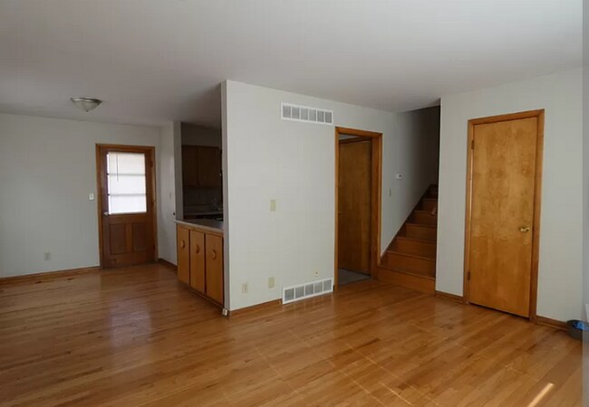 Building Photo - 1402 NE 67th St