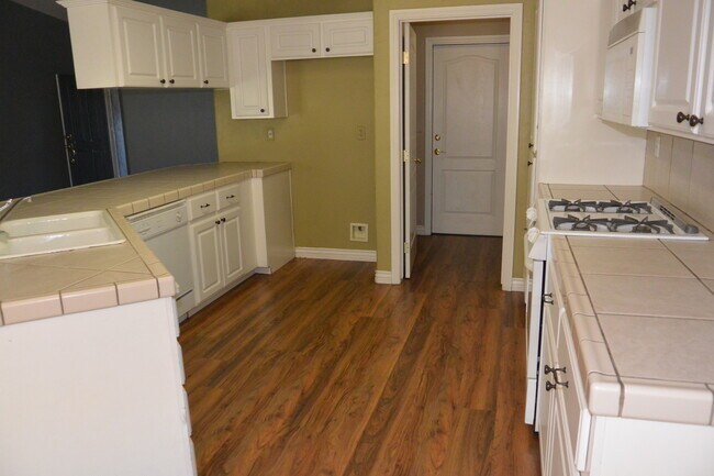 Foto del edificio - WONDERFUL SOUTHEAST LOCATION