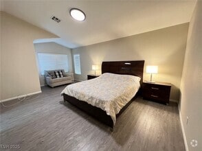 Building Photo - 8109 Greenbush Dr