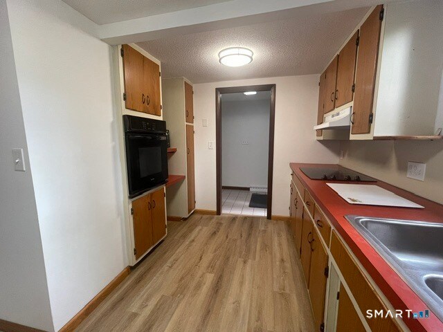 Foto del edificio - 10 Bluff Rd W