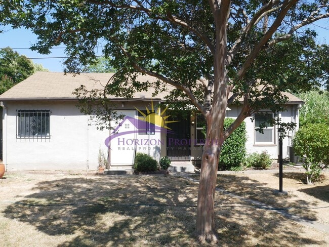 RRO 4119 1/2 55th St - RRO 4119 1/2 55th St Apartment