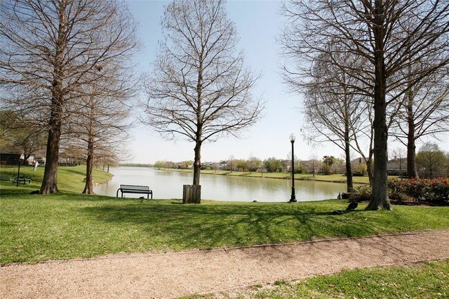 Foto del edificio - 3715 Shadow Cove Dr