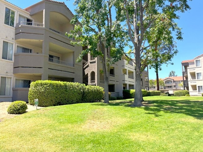 Foto del edificio - 1020 La Terraza Cir