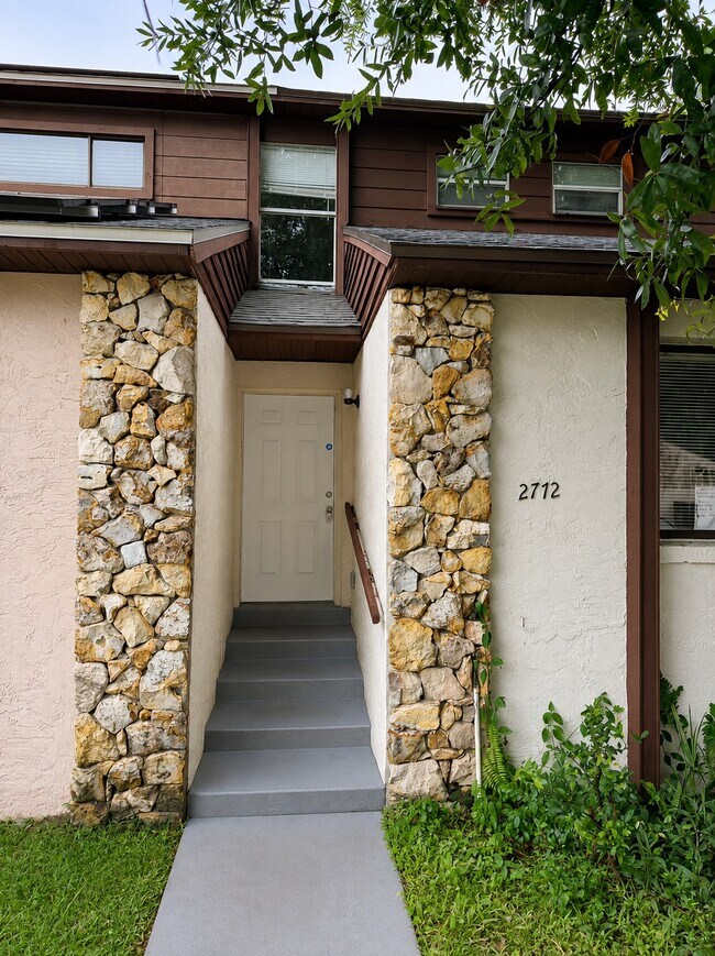 Foto del edificio - 2772 Gray Fox Ln