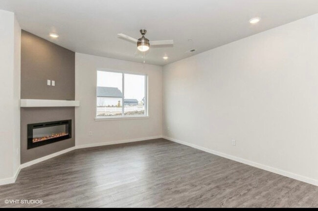 Photo - 2242 Denison Ave Townhome