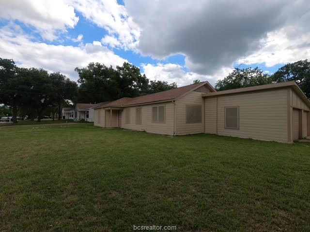 Building Photo - 4200 Culpepper Dr