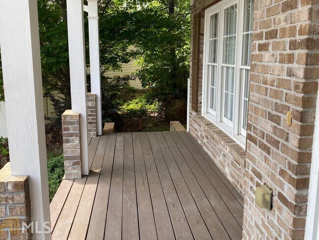 Building Photo - 598 Jackson Ridge Dr NW