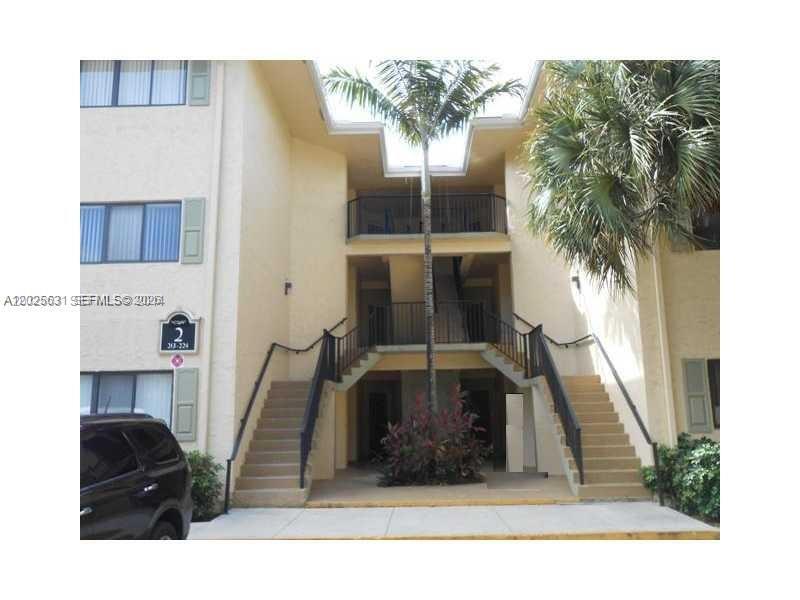 Foto del edificio - 2445 SW 18th Terrace