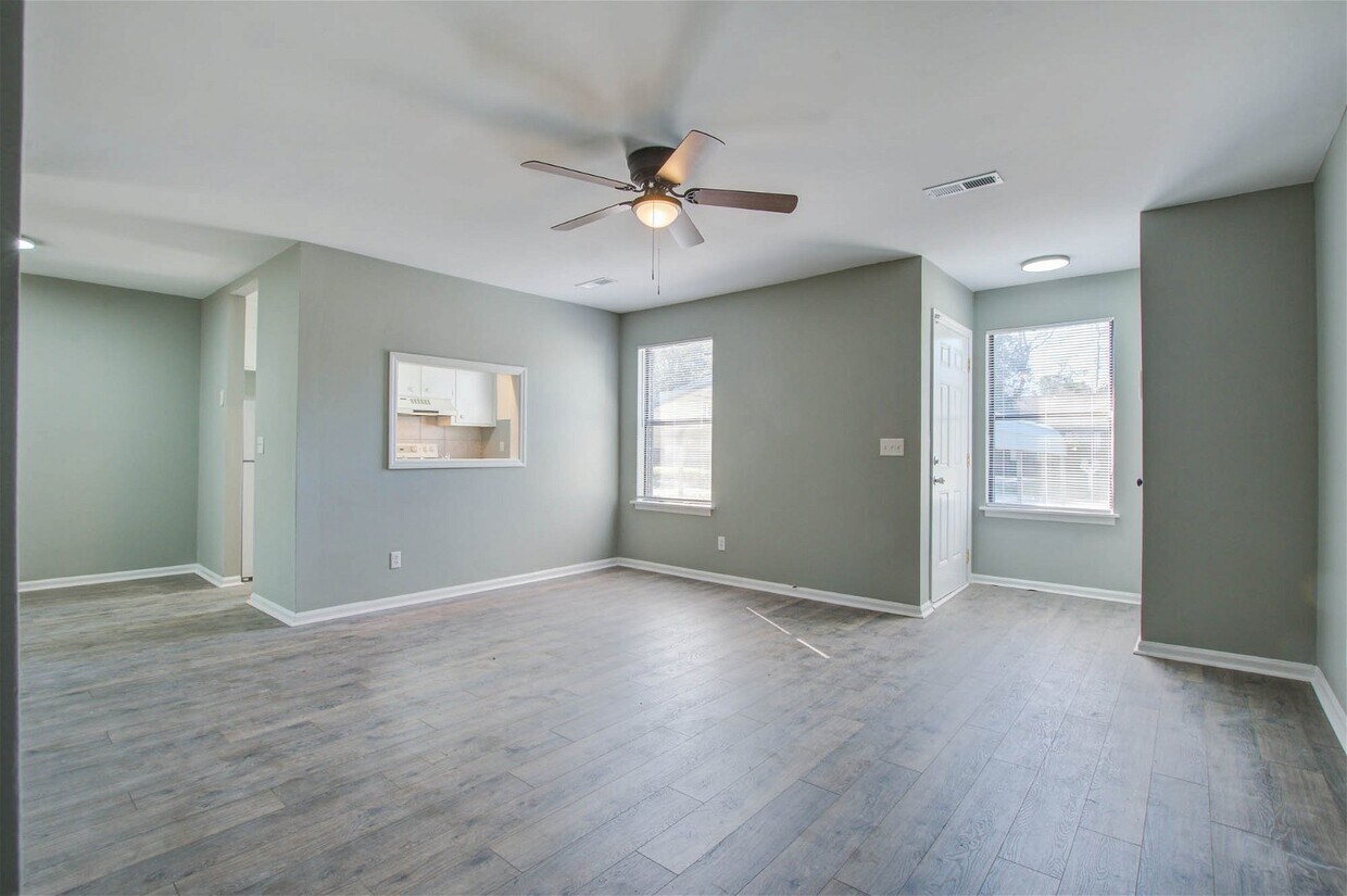 Primary Photo - 103 Peach Road Apt #B, Goose Creek, SC 294...