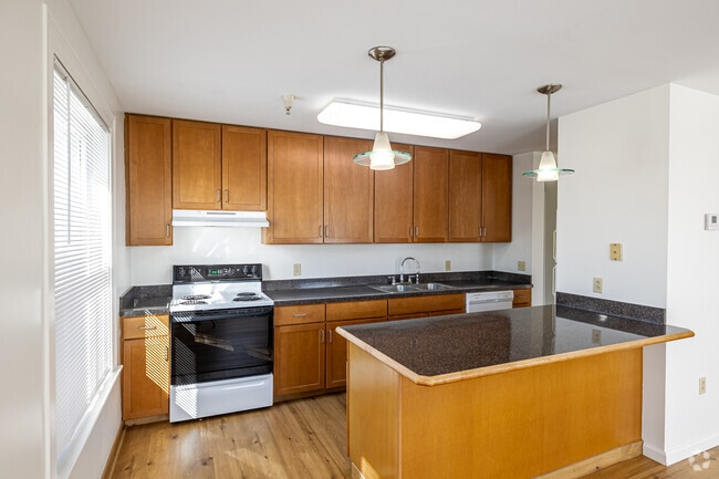 Interior Photo - Washington Street Apartments