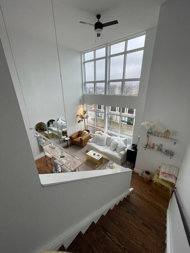 Foto del edificio - 1585 Hertel Ave