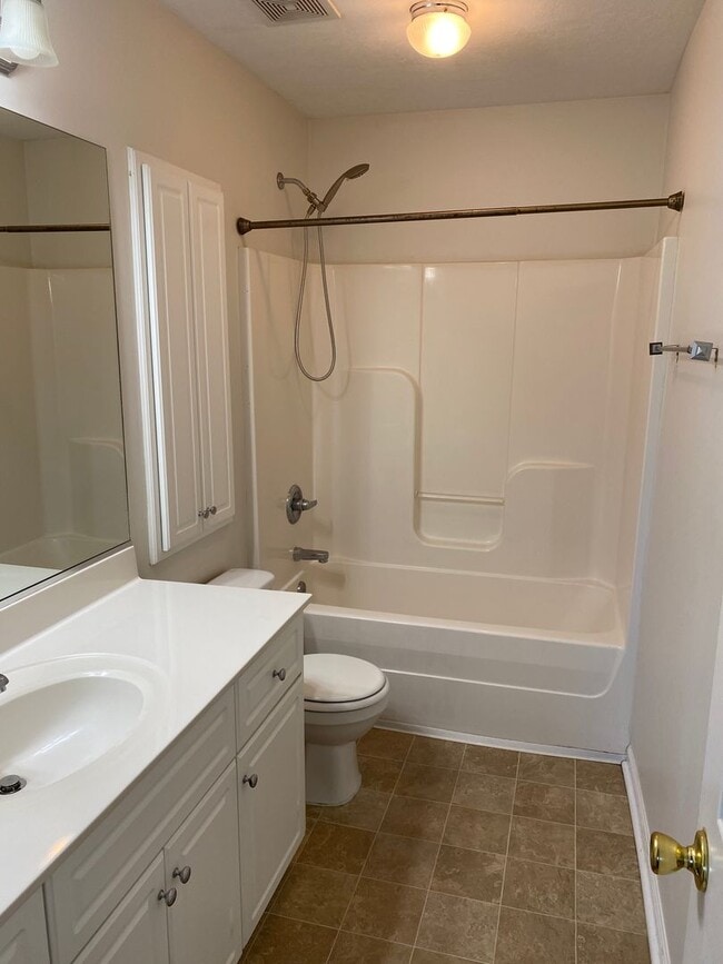 Building Photo - 441 Flowing Creek Dr