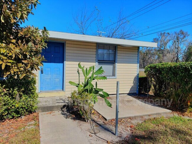 Foto del edificio - 1295 N Holland Pkwy