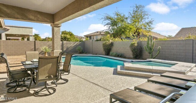Foto del edificio - 7725 E Journey Ln