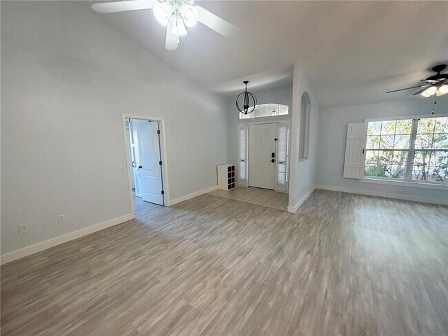 Foto del edificio - 2511 Rushmore St