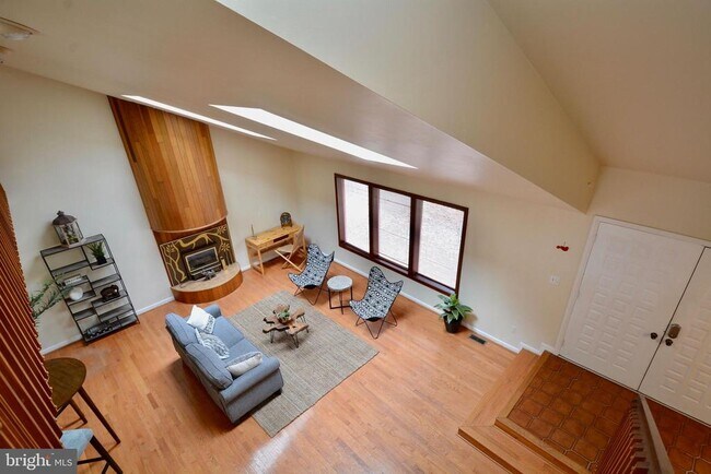 Foto del edificio - 8421 Alvin Rd