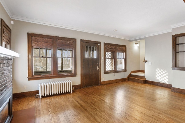 Foto del edificio - 1377 Jefferson Ave