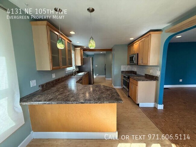 Foto del edificio - 4131 NE 105th Ave