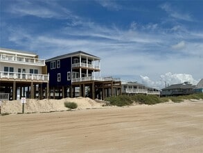 Building Photo - 16728 West Beach