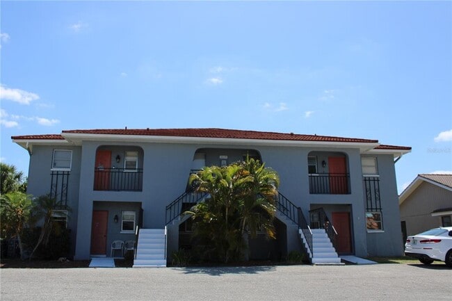 Building Photo - 2619 Magdalina Dr