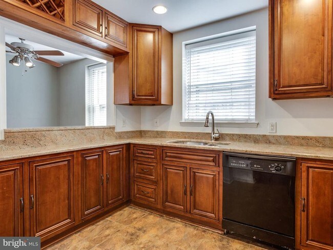 Foto del edificio - 3650 39th St NW