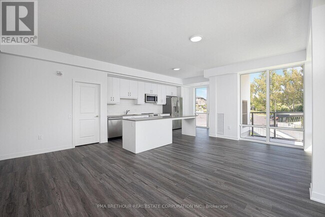 Building Photo - 385-385 Arctic Red Dr