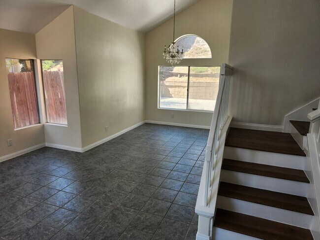 Building Photo - 2551 Kennedy Dr