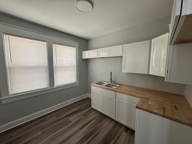 Photo - 9 N Colorado Ave House