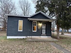 Building Photo - 1204 N Church St