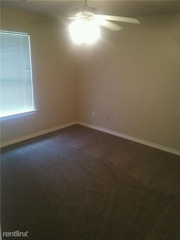 Foto del edificio - 3 br, 2 bath Duplex - 232 Graystone Circle