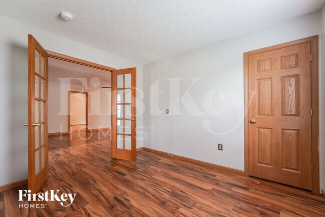 Foto del edificio - 426 Flat River St