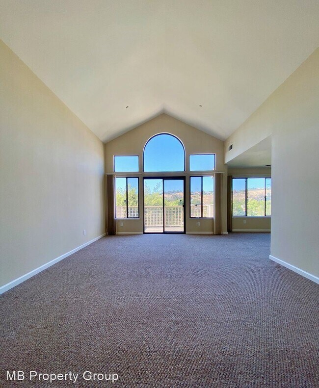 Building Photo - 4 br, 2.5 bath House - 130 Live Oak