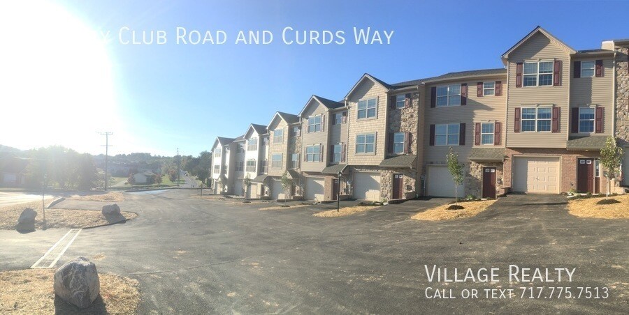 Foto principal - 719 Country Club Rd