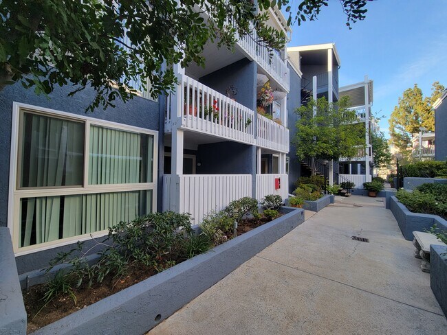 Building Photo - 17711 Margate St
