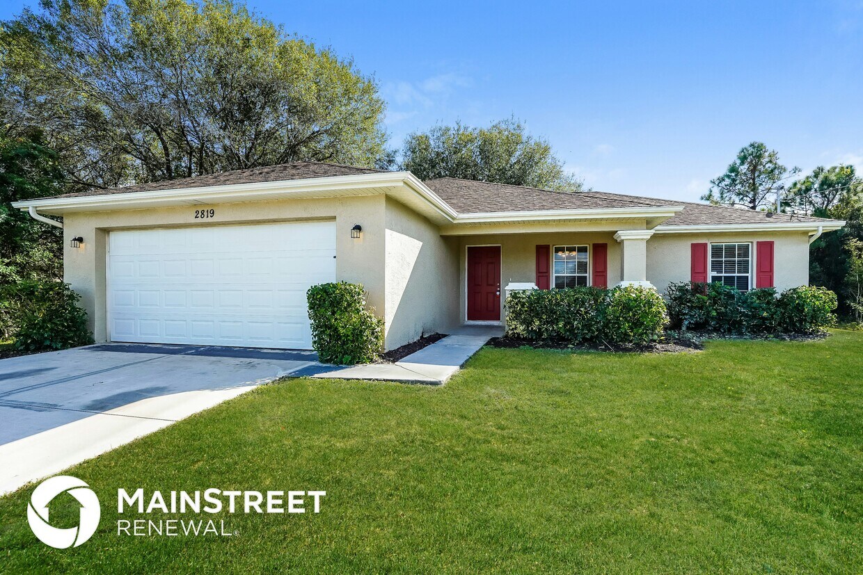 Foto principal - 2819 52nd St W