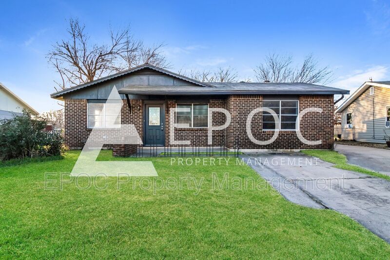 Foto principal - 205 Loch Lomond Dr