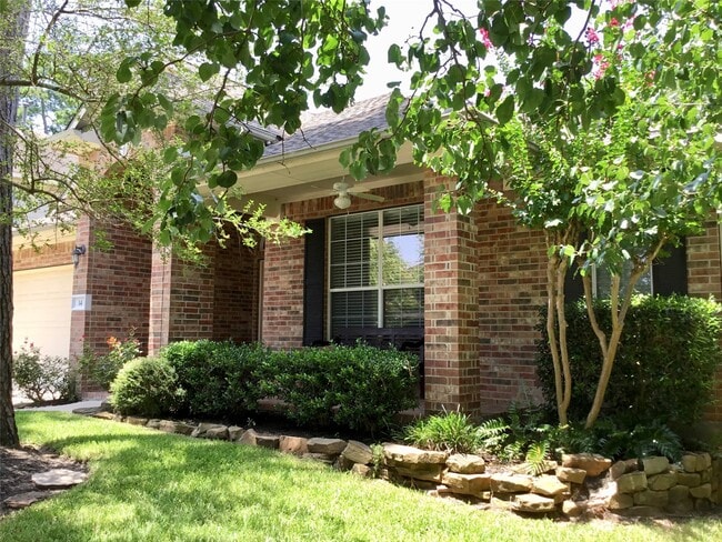 Foto del edificio - 14 Heron Hollow Ct