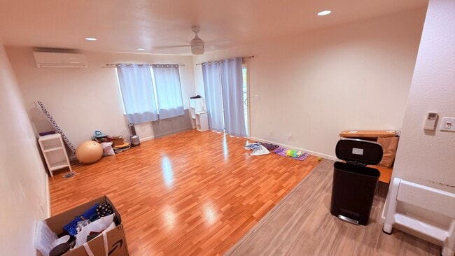 Building Photo - 94-148-148 Kuanalio Pl