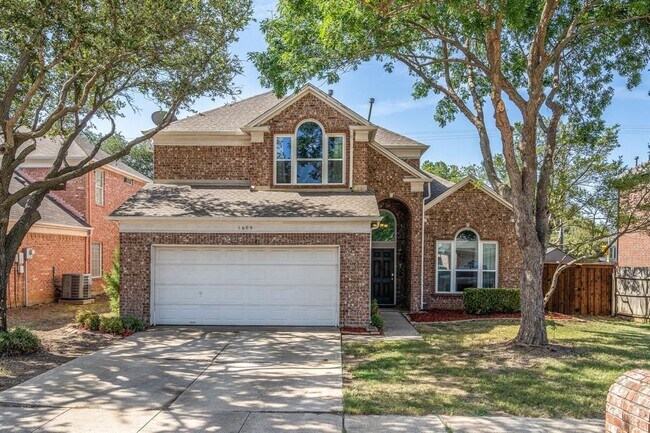 Foto del edificio - 1605 Highdale Ct