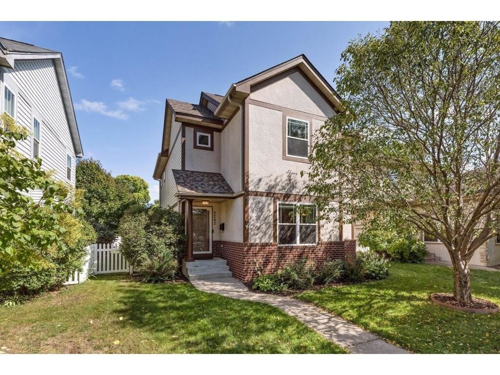 Primary Photo - 5242 N Humboldt Ave