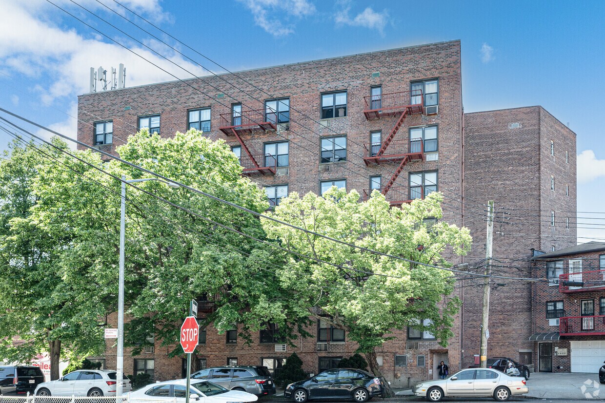 Foto del edificio - 7806 46th Ave