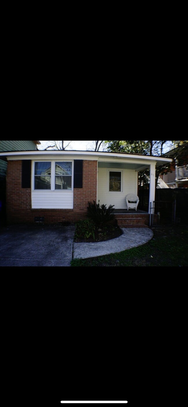 Photo - 41 Rose Ln House