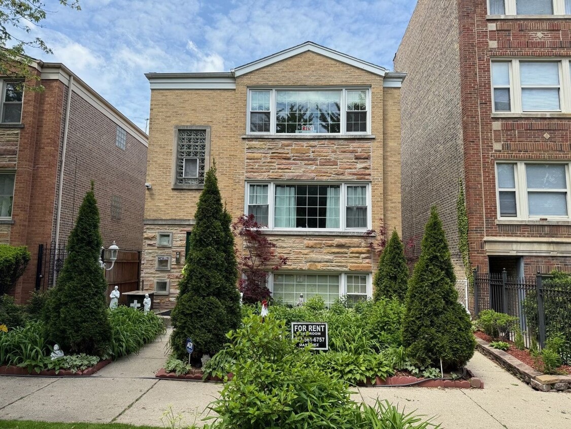 Primary Photo - 5534 N Campbell Ave