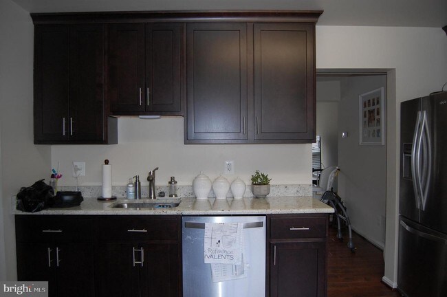 Building Photo - 2822 Shawn Leigh Dr