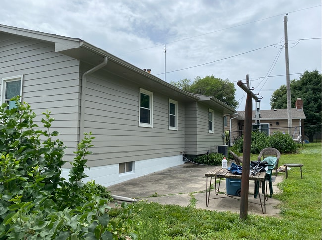 Back patio - 8120 Burdette St