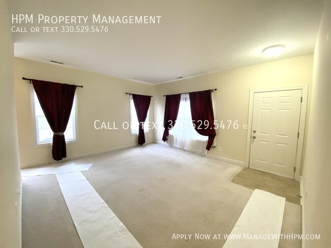 Building Photo - HALF OFF FIRST FULL MONTH RENT SPECIAL! 30...